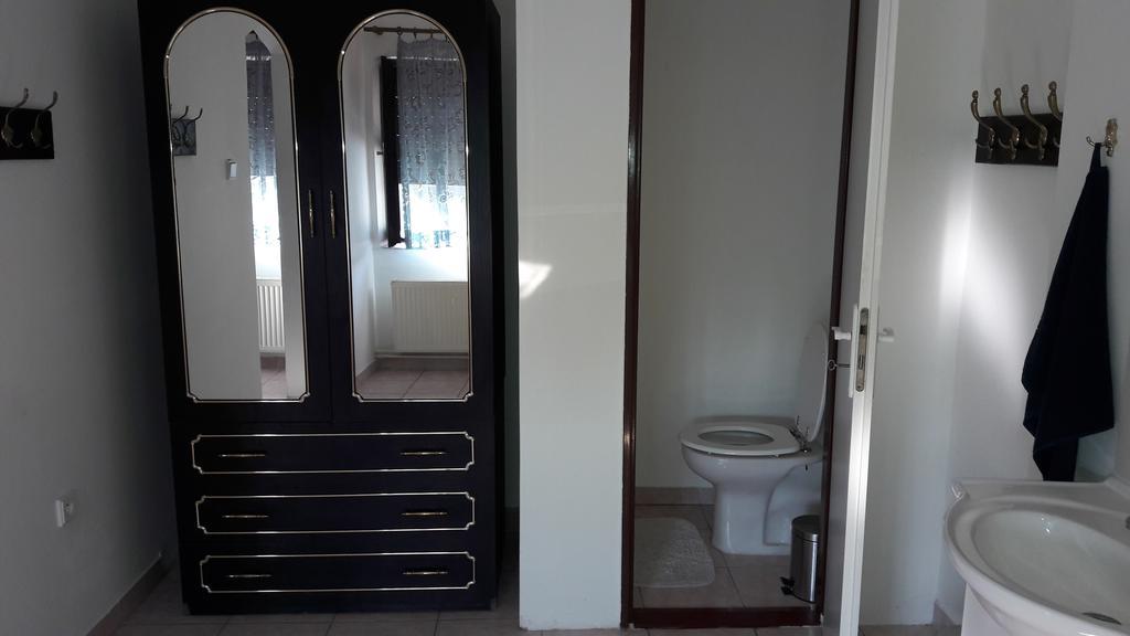 Motel Kotva Ivanka pri Dunaji Екстериор снимка