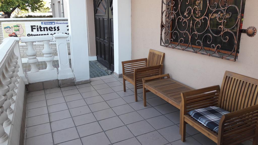 Motel Kotva Ivanka pri Dunaji Екстериор снимка