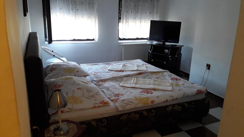 Motel Kotva Ivanka pri Dunaji Екстериор снимка
