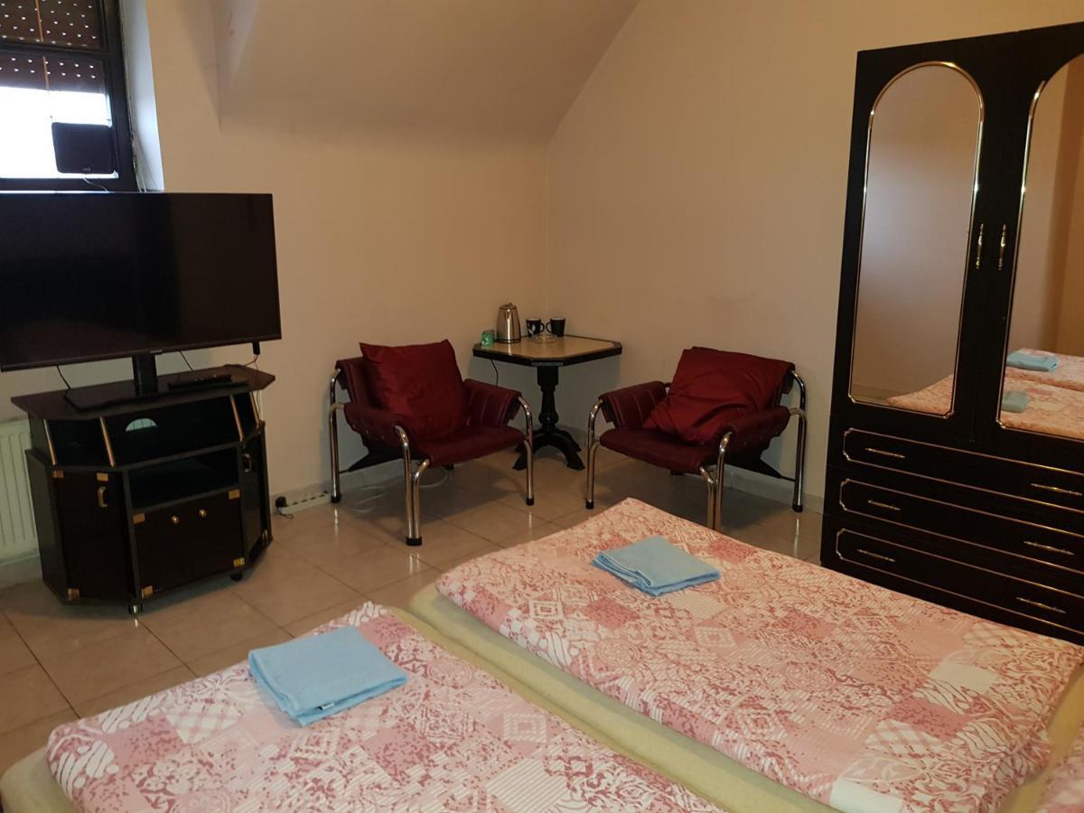 Motel Kotva Ivanka pri Dunaji Екстериор снимка